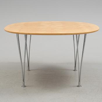 A "Supercirkel" Piet Hein and Bruno Mathsson dining table from Bruno Mathsson International.