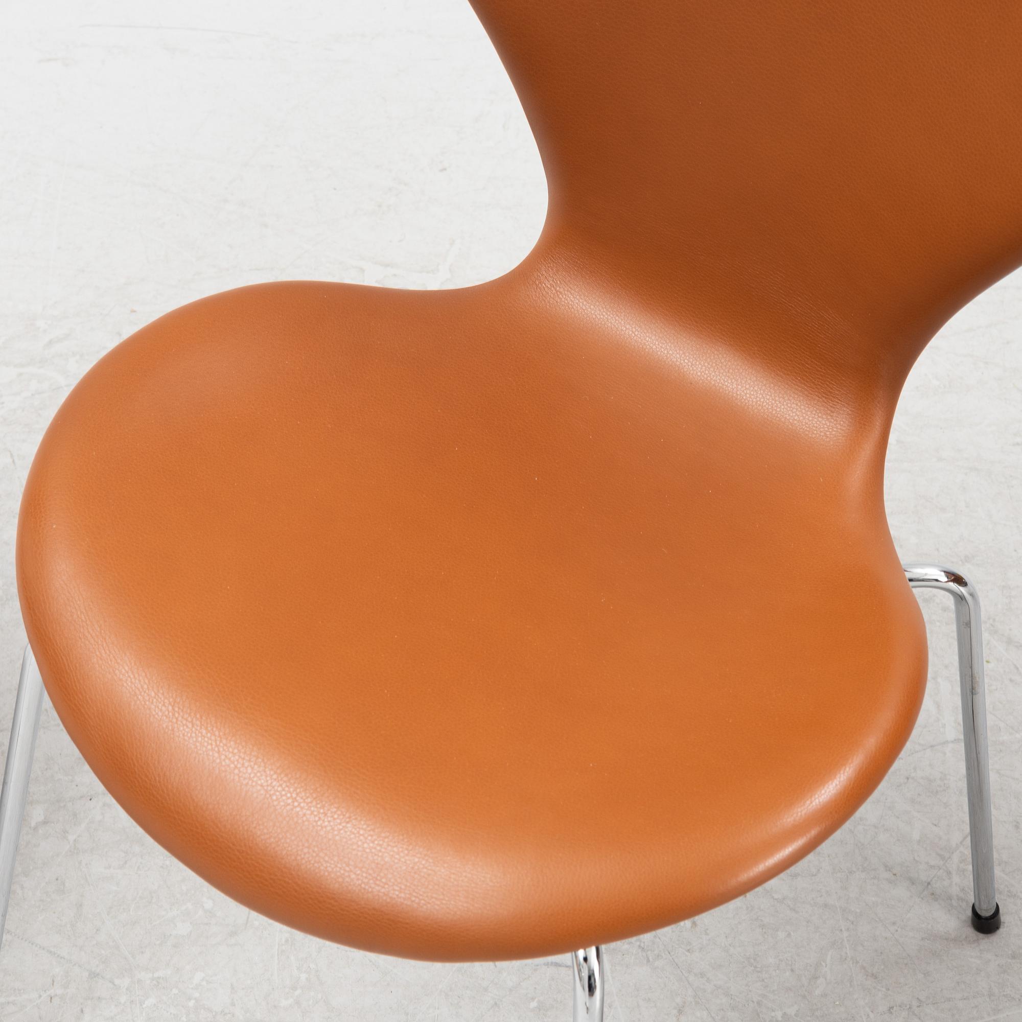 Arne Jacobsen, four 'Seven' chairs, Fritz Hansen, Denmark, 21st century.