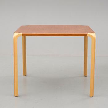 BORD, "Fan leg table", Alvar Aalto, Artek, 1900-talets slut.