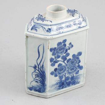 FLASKA, porslin, Kina, 1800-tal.