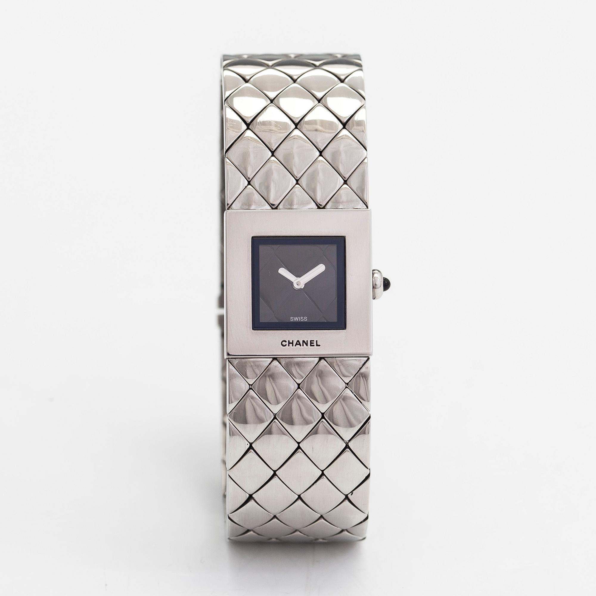 Chanel, Matelasse Quilt Acier, wristwatch, 19 mm.