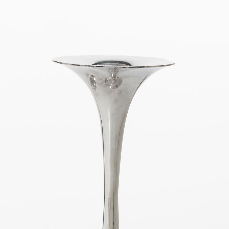 Tapio Wirkkala, Candlesticks, a pair, silver, Kultakeskus Oy, Hämeenlinna 1968-1969.