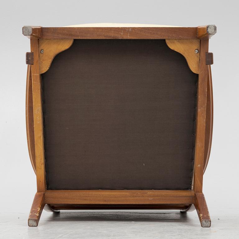 Fåtöljer, ett par, Engen Örkelljunga, 1900-talets mitt.