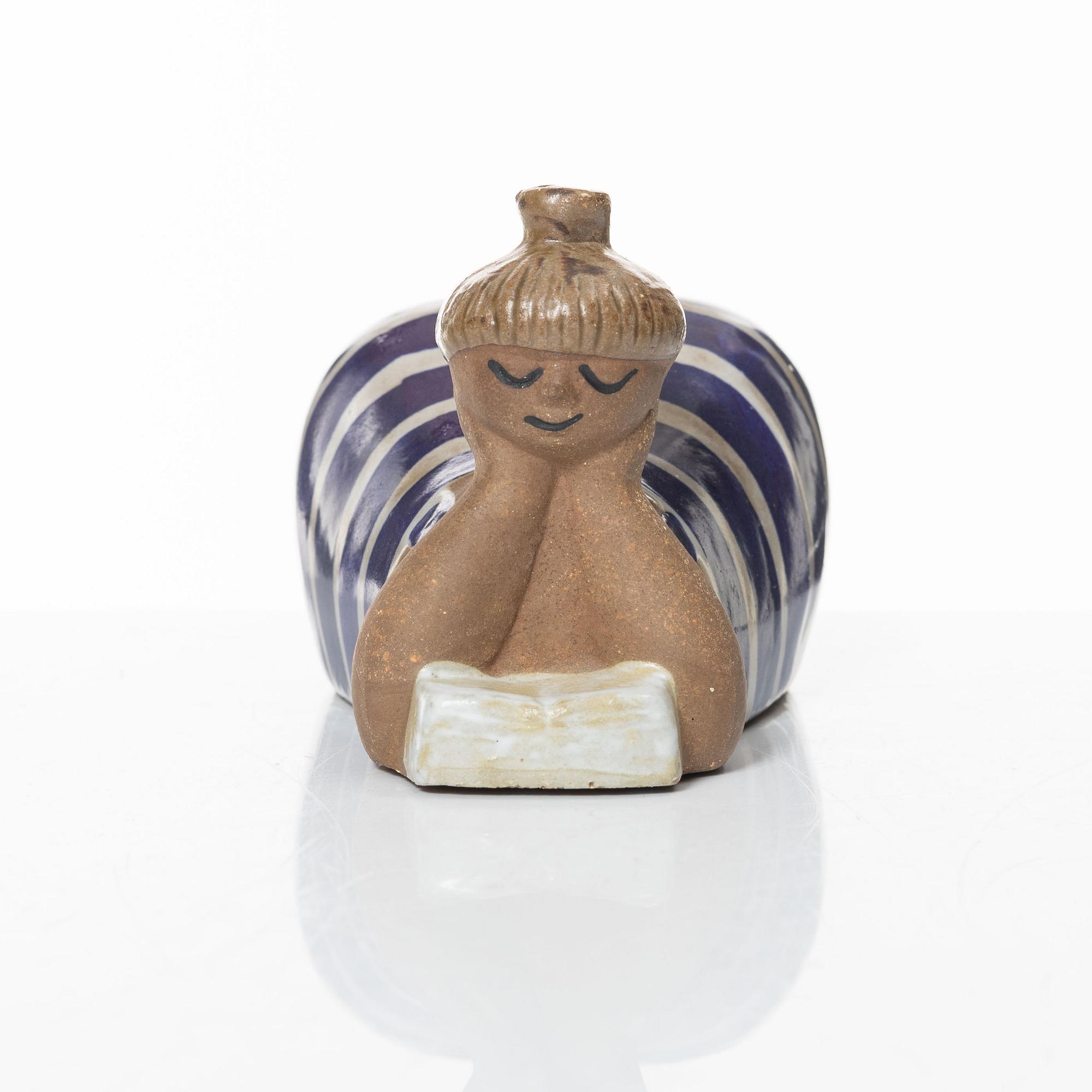 Lisa Larson, figurin, stengods, "Beata", Gustavsberg.