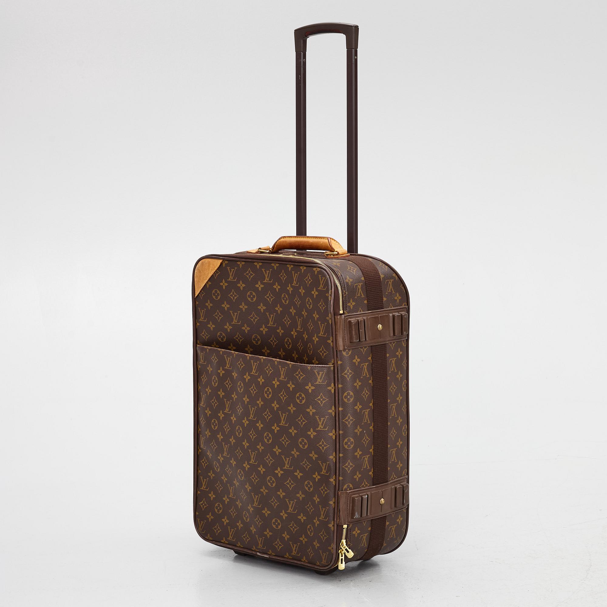 Louis Vuitton, cabin suitcase "Pégase 55".