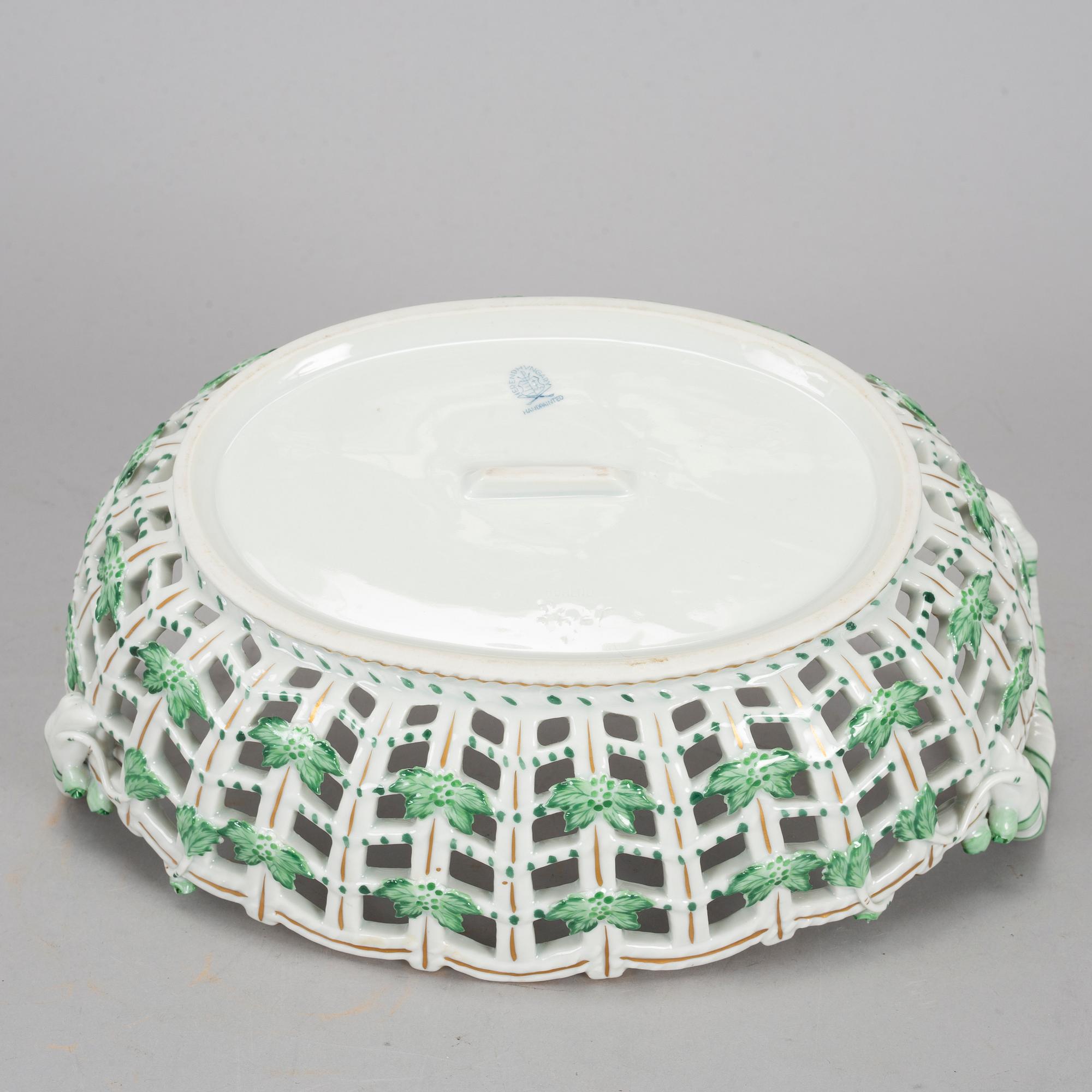 GALLERSKÅL, porslin. "Indian Basket", Herend, 1900-tal.