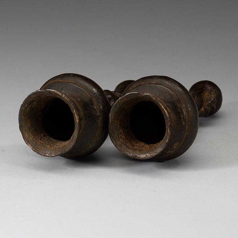 Two bronze vases, Ming Dynasty (1368-1644).