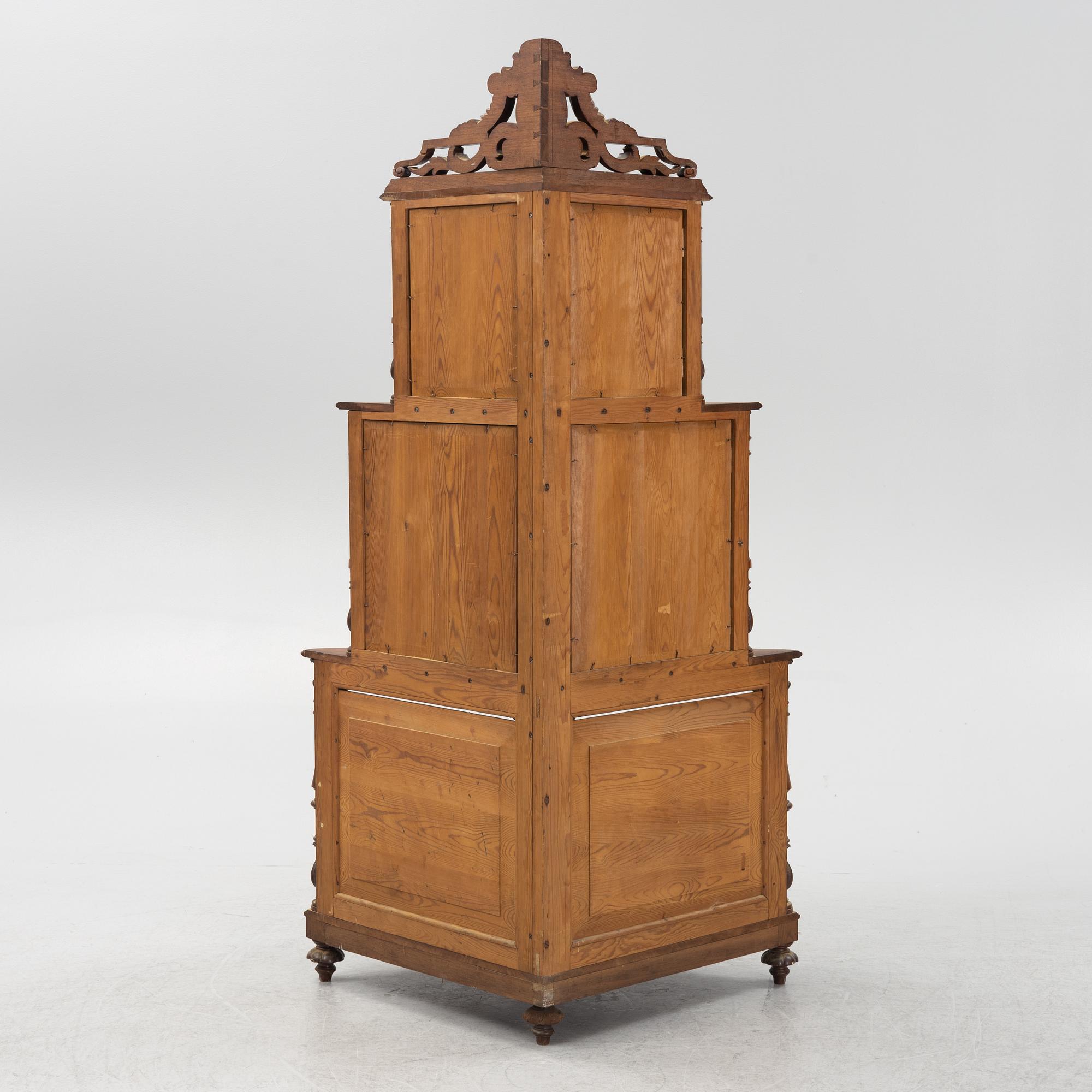 Corner shelf, Neo-Renaissance, second half of the 19th century.