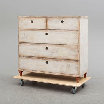 A Gustavian style chest of drawers, 19th Century.