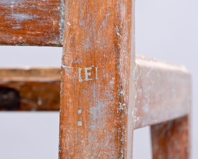 STOLAR, 2 st, gustavianska, sign J Höglander samt E Öhrmark. 1700-talets slut.