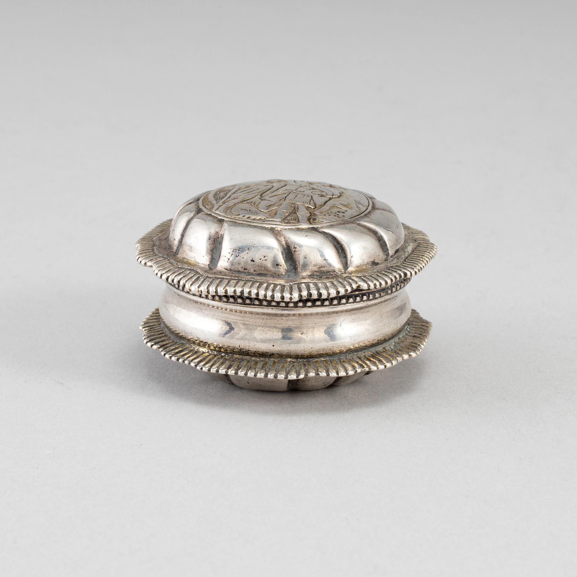 A silver snuff box, mark of Jeremias Wallbom, Uddevalla 1786.