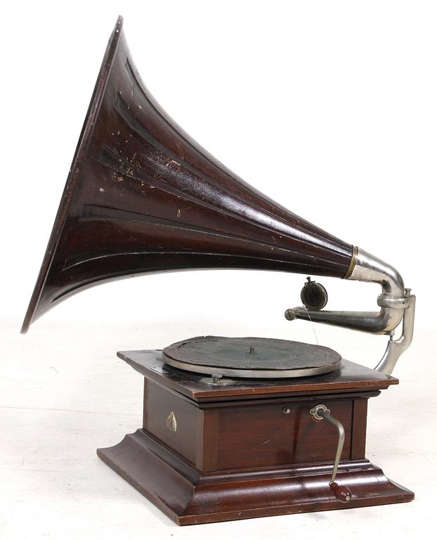 TRATTGRAMMOFON, His Master's Voice, 1900-talets början.