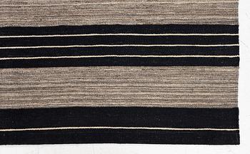 Matta, Afghanistan, slätväv, ca 186 x 166 cm.