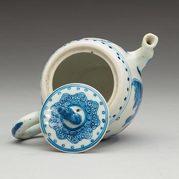 TEKANNA med LOCK, porslin. Qing dynastin, Kangxi (1662-1722).