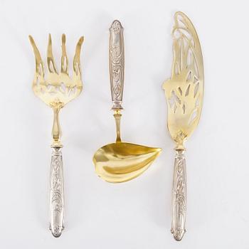 SERVERINGSBESTICK, 3 delar, silver och delvis förgyllda, Frankrike ca 1900.