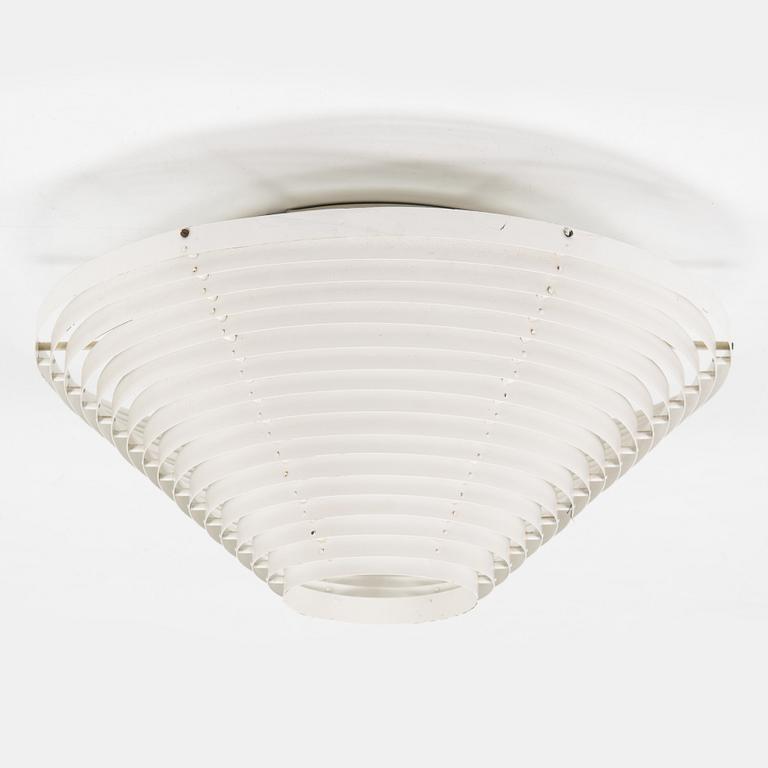Alvar Aalto, 'A622B' ceiling light for Valaistustyö.