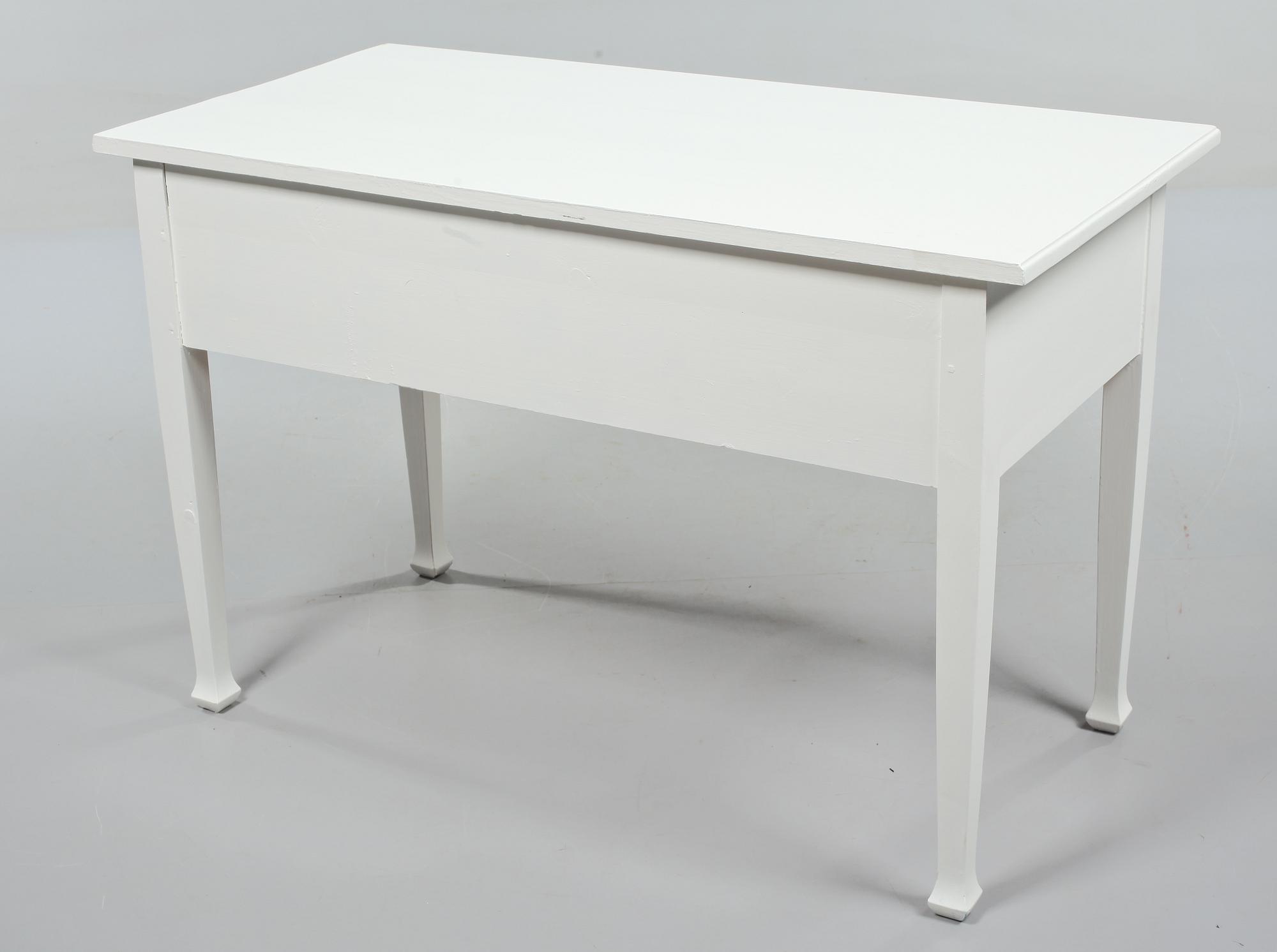 SKRIVBORD, jugend, 1900-talets första hälft.