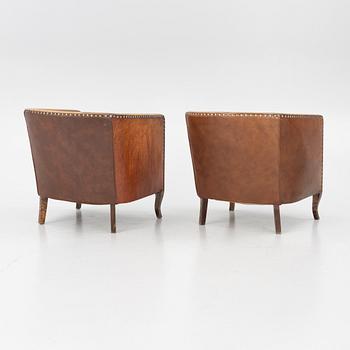 Clubfåtöljer, ett par, 1930/40-tal.