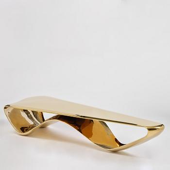 Johan Jonsson, soffbord/skulptur, "Luscious P1 Series" (Golden Table Edition), prototyp 1/2, 2010-2012.