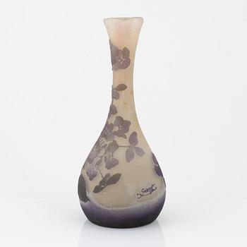 Emile Gallé an Art Nouveau cameo vase, Nancy, France, after 1904.