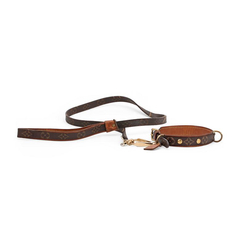 LOUIS VUITTON, a monogram canvas "Baxter Dog Leash MM" and "Baxter Dog Collar".