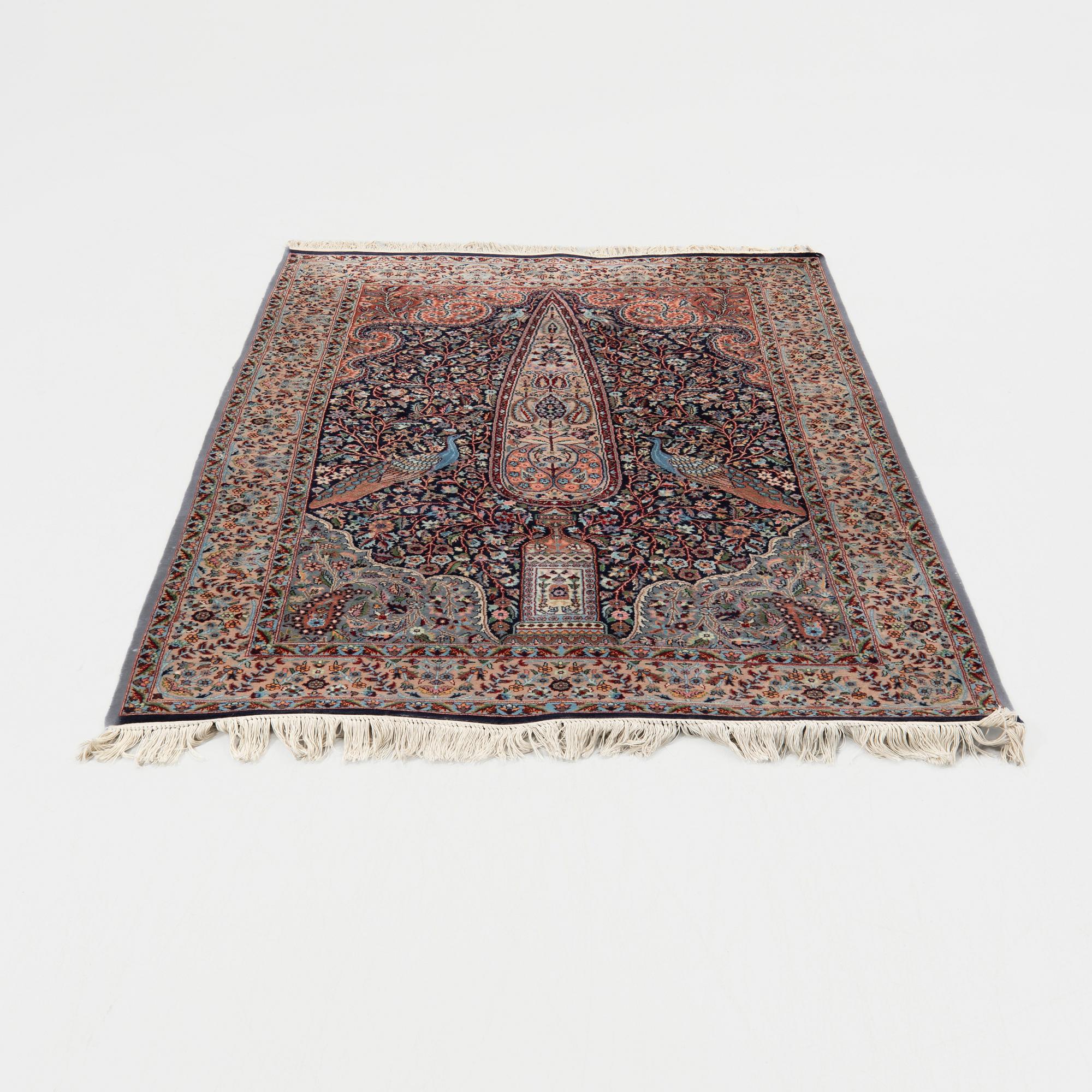 Rug, India, approx. 210 x 142 cm.
