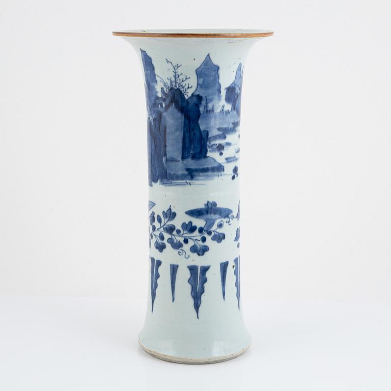 A Chinese blue and white vase, Transition, 17th century.