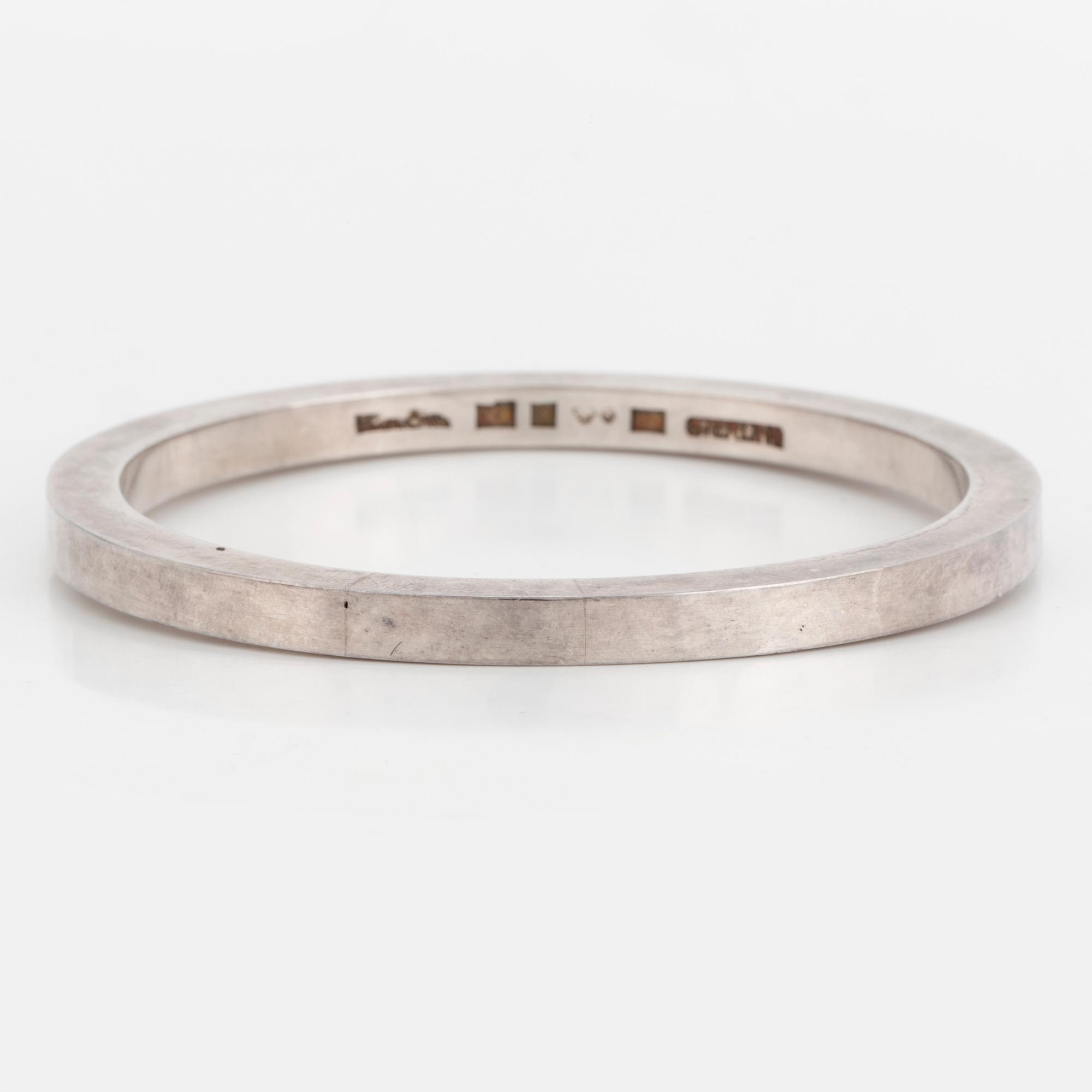 KERSTIN ÖHLIN LEJONKLOU, a sterling silver bracelet from Östersund, 1974.
