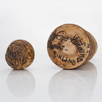 Eija Karivirta, skulptur/vas, stengods, signerad Eija Karivirta Finland.