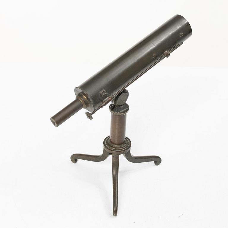 Reflecting telescope, 19th century.