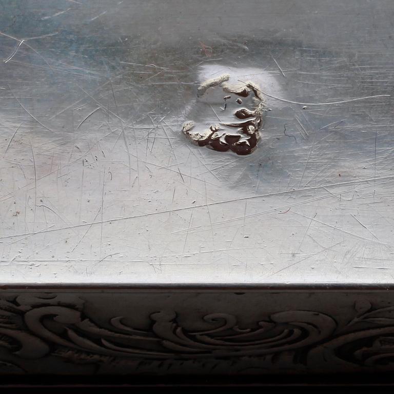 DOSOR, 2 st, silver, 1800-/1900-tal. Vikt ca 212 gram.