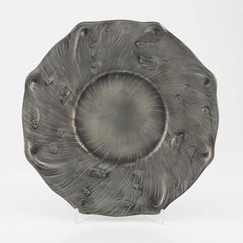 An art noveau pewter charger by Olof Ahlberg, dated 1941.