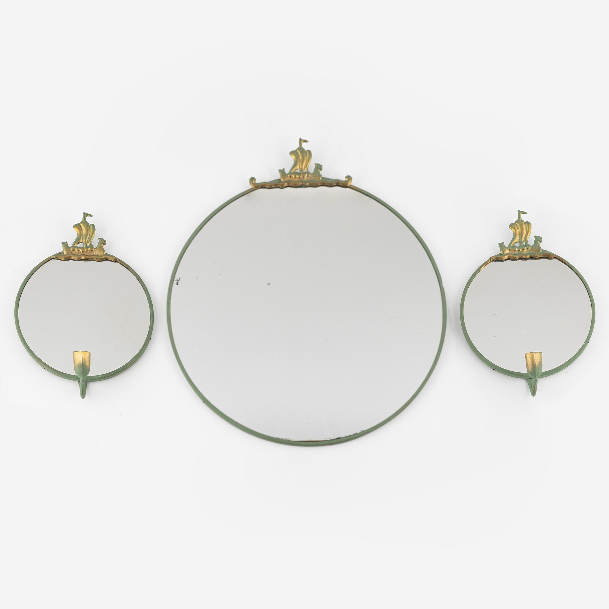 A mirror and two sconces, First part of the 20th Century.