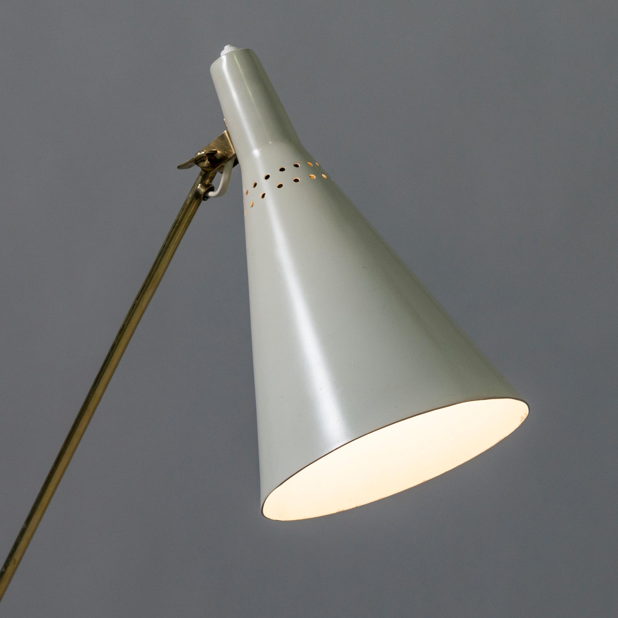 TAPIO WIRKKALA, A mid-20th century 'K 10-11' floor light for Idman, Finland.