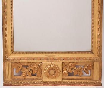 Spegel, av Carl Gustaf Fyrwald (mästare i Stockholm 1776-1825), Gustaviansk.