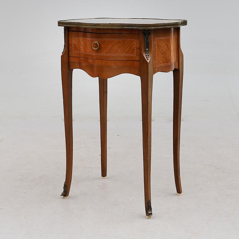 BORD, Frankrike, 1900-talets första hälft.