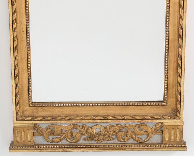 SPEGEL, sengustaviansk, omkring år 1800.