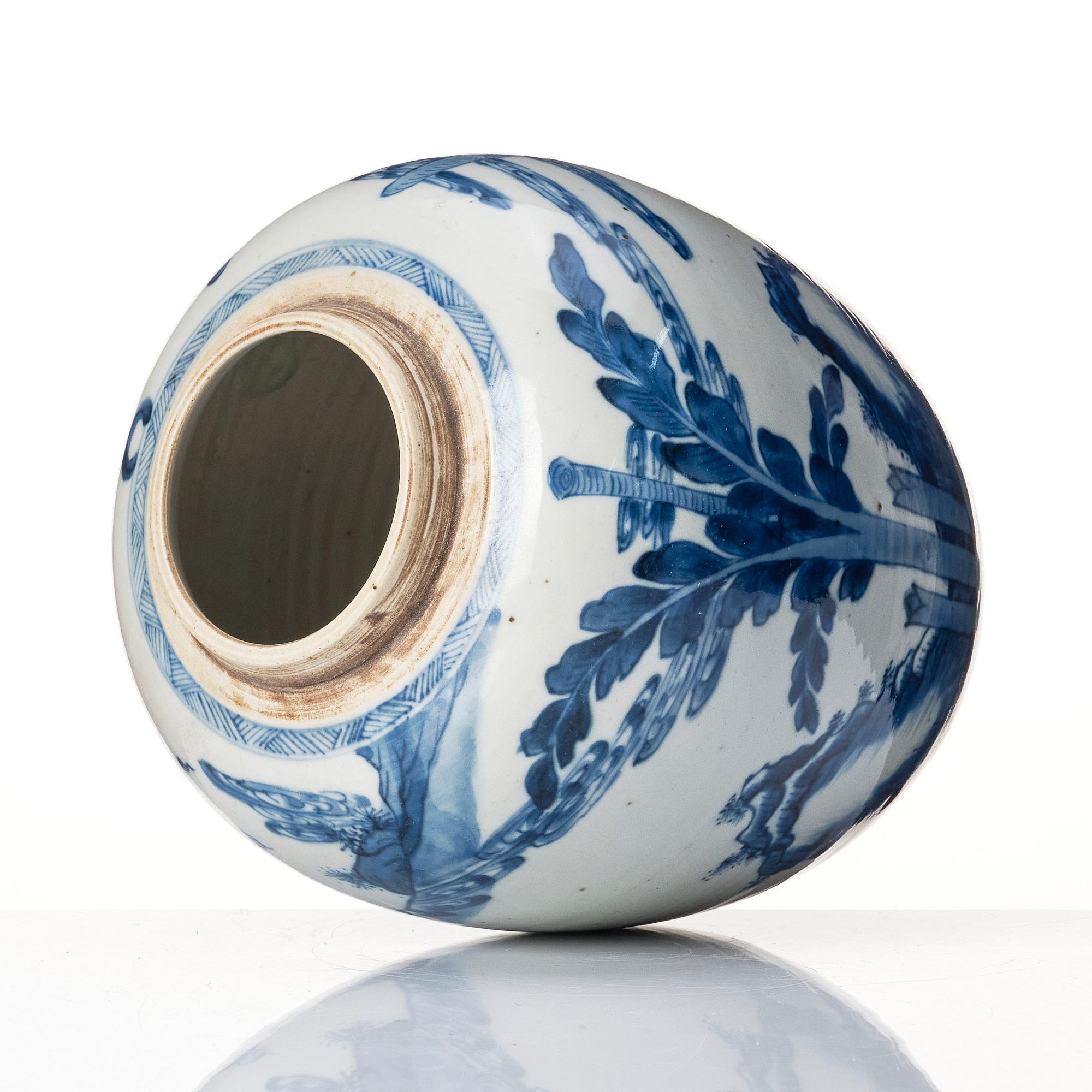 A blue and white jar, Qing dynasty, 18th Century.