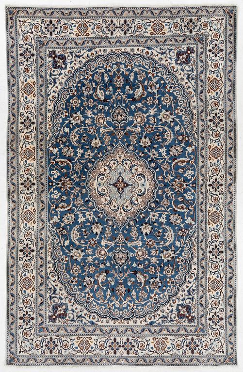 Matta, Nain, ca 300 x 192 cm.