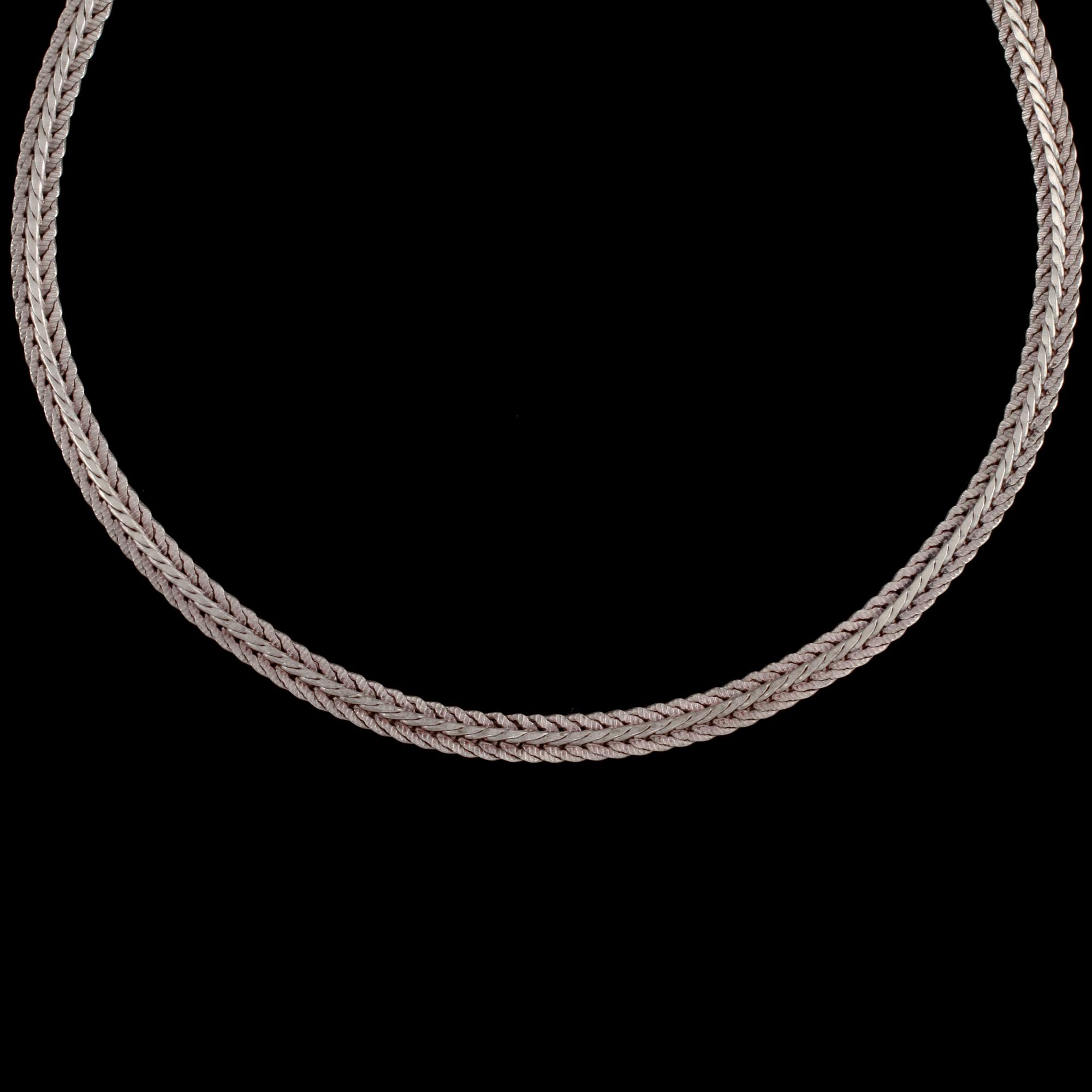 HALSKEDJA, sterlingsilver, importstämplad. Vikt 14 g.