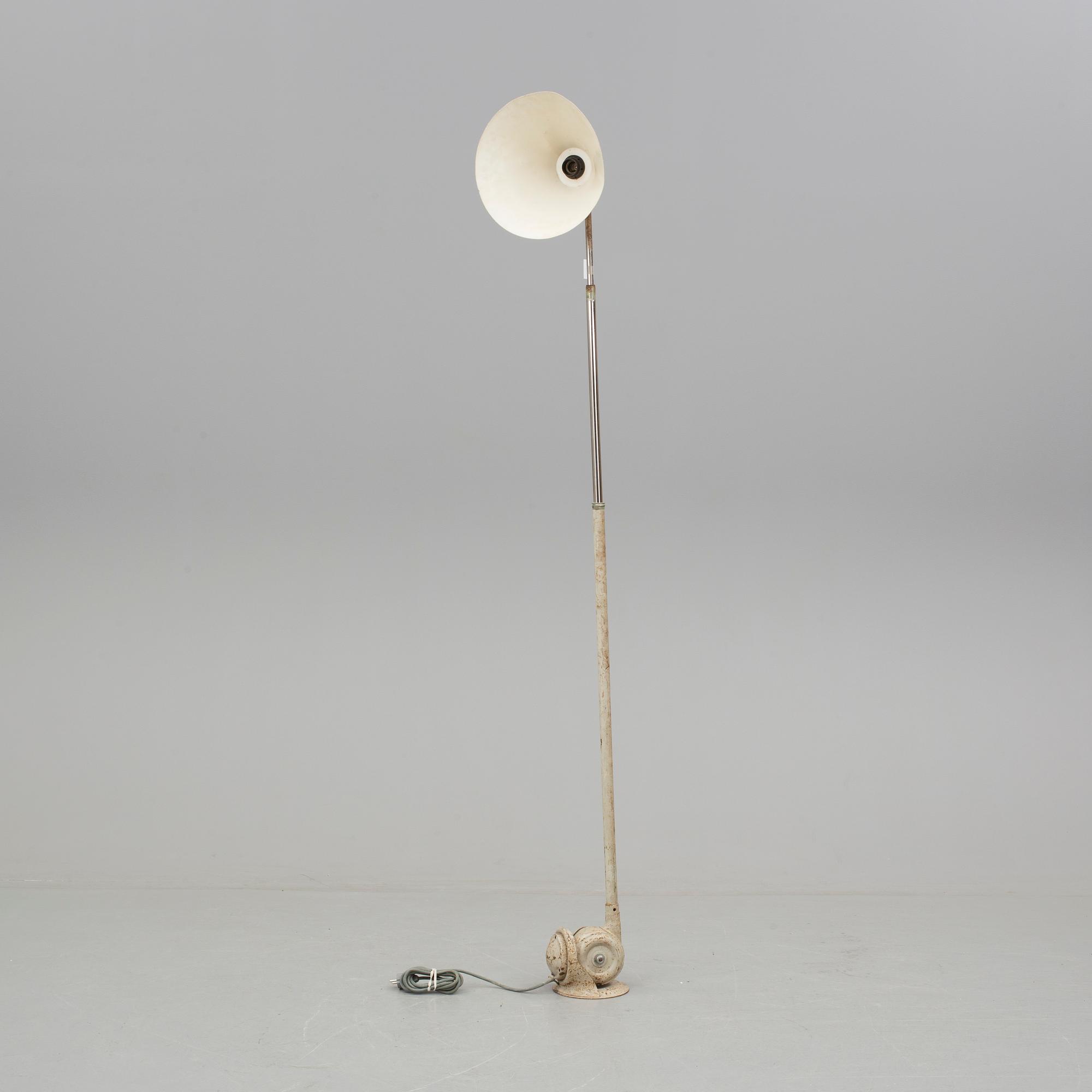 INDUSTRILAMPA, "Triplex-pendel", Johan Petter Johansson, ASEA, omkring 1900-talets mitt. Formgiven 1928.