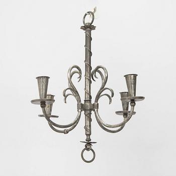 Paavo Tynell, kattokruunu, malli R2, Taito 1930-luku. Korkeus 54 cm.