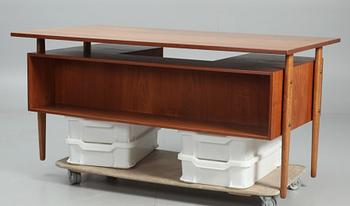 SKRIVBORD, teak. 1950-tal.