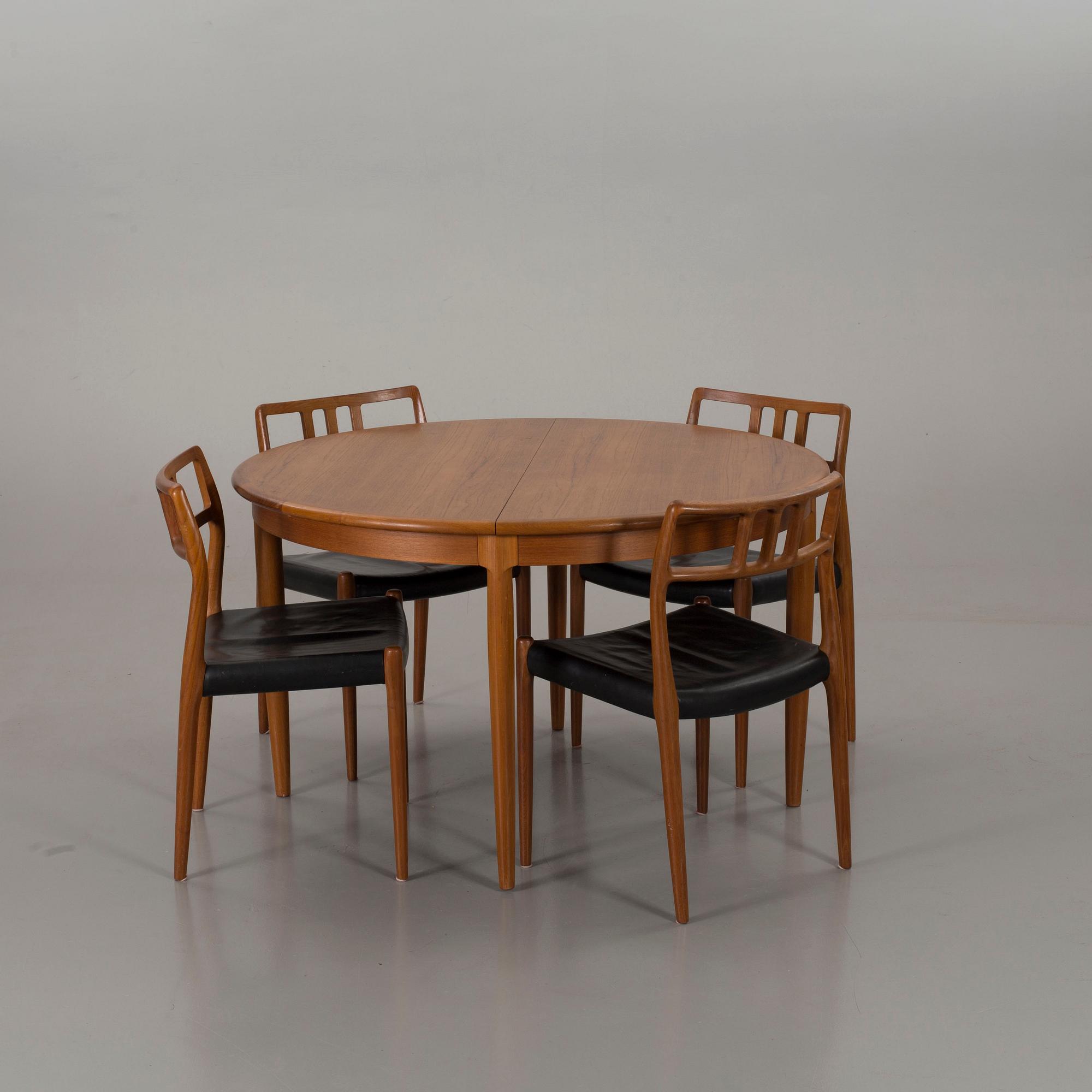 MATBORD och 4 STOLAR, bl a J L Möller models, Danmark, 1900-talets andra hälft.
