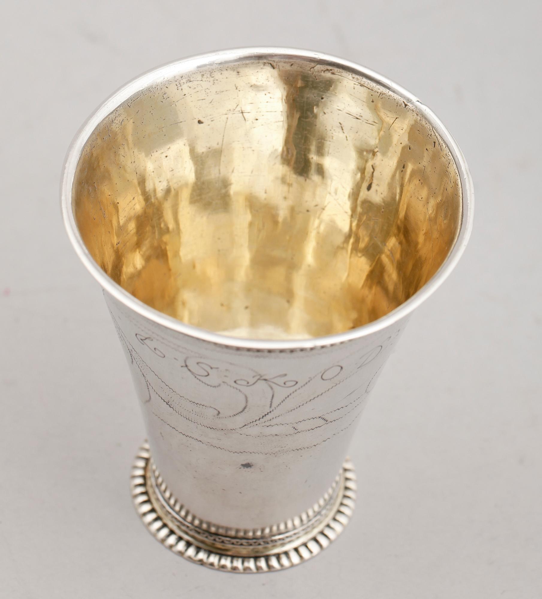 BÄGARE, silver, Paul Zachun, Norrköping 1722-1750. Vikt ca 90 g.