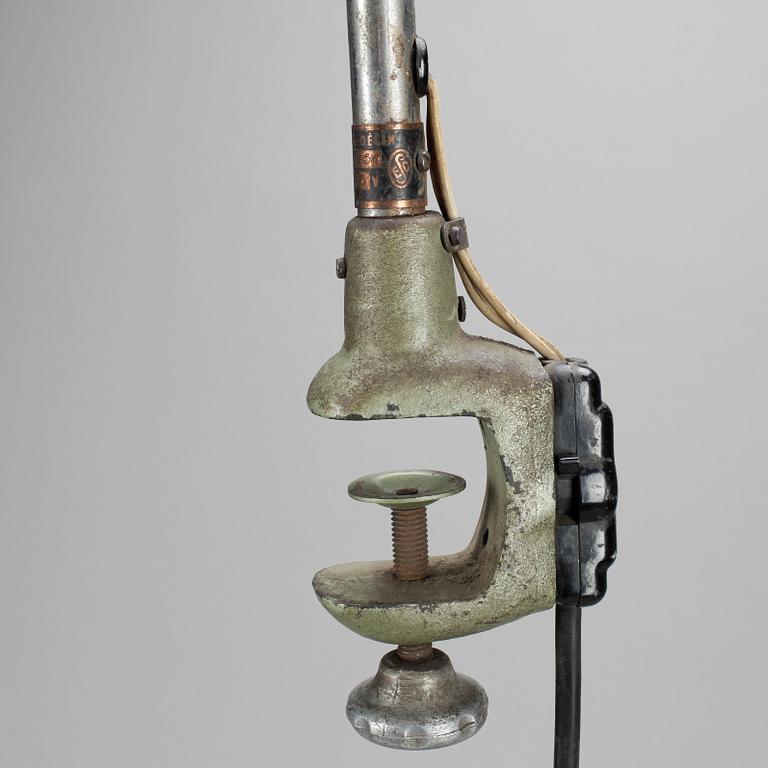 BORDSLAMPA, industri, 1900-talets första hälft - mitt.