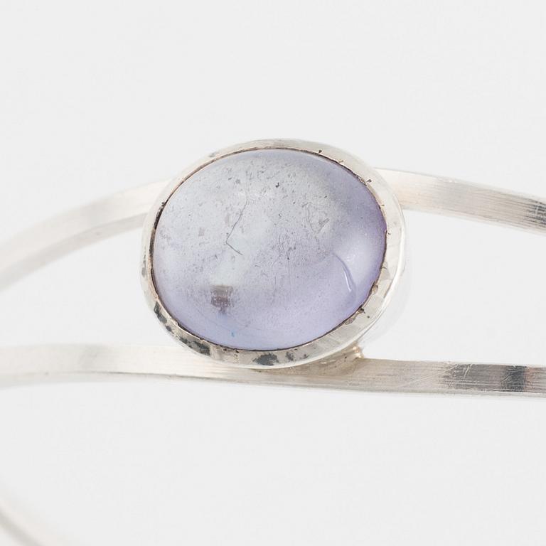 Martin Öhman, silver bangle.