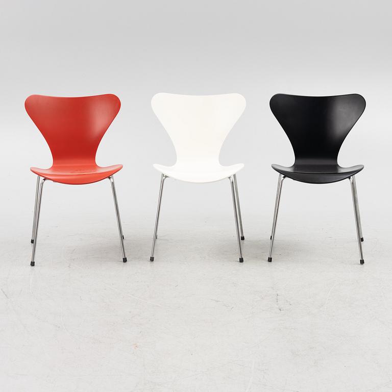 Arne Jacobsen, stolar, 6 st, "Sjuan", Fritz Hansen, Danmark, 1998.