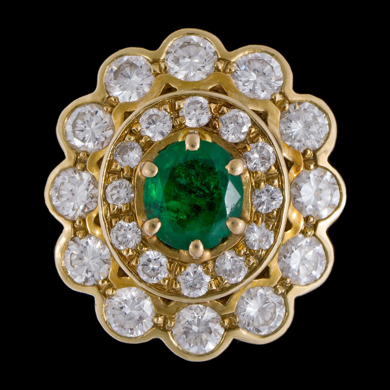 RING, fasettslipad smaragd, ca 1 ct, och briljantslipade diamanter, ca 2 ct.