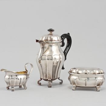 KAFFESERVIS, tre delar, silver, GAB, Stockholm, 1933, 1939, 1935. Vikt 920 gram.